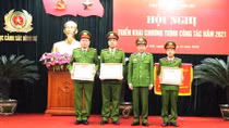 Phấn đấu giảm ít nhất 5% số vụ phạm pháp hình sự năm 2021