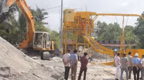 Lần đầu tiên chế biến cát biển đạt tiêu chuẩn xây dựng 
