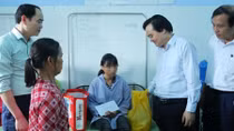Vụ nữ sinh Hưng Yên bị hành hung: Xem xét cách chức toàn bộ Ban Giám hiệu