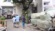 10 tấn quần áo vô chủ “dừng chân” tại ga đường sắt Đà Nẵng