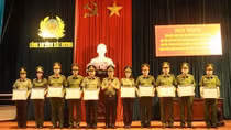 Xuất hiện nhiều tấm gương tận tụy, sáng tạo trong công tác, mưu trí, dũng cảm trong chiến đấu