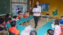 Gieo chữ trên đỉnh Trà Vân
