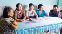Gần 20 giáo viên “khóc ròng” vì bị đồng nghiệp giật hụi