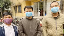 Phát hiện “bộ ba” vận chuyển rắn hổ mang chúa