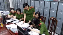 Những cán bộ tàng thư căn cước công dân tận tụy và sáng tạo