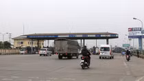 Đề nghị bãi bỏ việc thu phí bảo trì đường bộ để tránh phí chồng phí