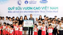 Hành trình của 1,7 triệu ly sữa đến với trẻ em khó khăn cả nước
