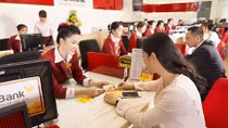 Lãi suất huy động giảm sâu 3%/năm