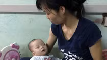 Thỉnh cầu của người mẹ chờ ngày hiến thận cho con