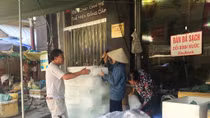 Nhiều dịch vụ “cháy” hàng ngày đỉnh điểm nắng nóng