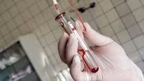 Vụ cứu người bị TNGT nhiễm HIV: Thêm 12 người phải uống thuốc chống phơi nhiễm