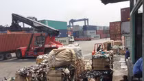 Cần có biện pháp mạnh xử lý phế liệu tồn tại ở cảng biển