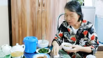 Nghệ sĩ Ưu tú Lịch Du: Hồng nhan đơn độc