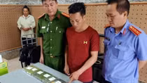 Lên biên giới "lấy" 7 bánh heroin và 6000 viên MTTH đi tiêu thụ