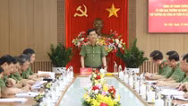 Thứ trưởng Nguyễn Văn Sơn làm việc tại Bộ Tư lệnh Cảnh vệ