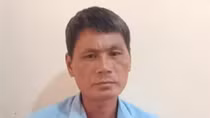 "Ma men" dùng dao cứa cổ bạn nhậu trọng thương