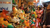 Nạn sư giả, đồ lễ quay vòng: Đừng để lòng tin bị lợi dụng