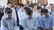 Phó Chủ tịch và nguyên Chủ tịch UBND huyện bị xử lý kỷ luật