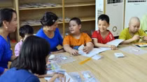 Những em bé ở lớp học đặc biệt dành cho bệnh nhi ung thư