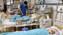 Tăng nhanh bệnh nhân đột quỵ, viêm phổi vì nắng nóng