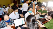 Lực lượng Công an dốc sức ngày đêm cấp căn cước công dân