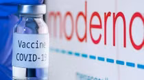 Những người thu lợi khổng lồ từ vaccine phòng COVID-19