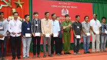 Lối về yêu thương