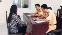 Tước GPLX 3 tháng tài xế "phớt lờ" xe ưu tiên