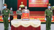 Cử tri Công an tỉnh Nghệ An hăng hái tham gia ngày hội lớn