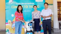 Đồng hành cùng học sinh nghèo đến trường