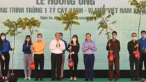 Thủ tướng dự Lễ hưởng ứng chương trình trồng 1 tỷ cây xanh tại Nghệ An