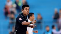 Vấn đề V.League: "Mồi lửa" trọng tài