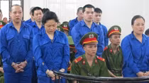 Đang nuôi con nhỏ, bà trùm ma túy thoát án tử