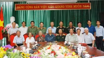 Trao 17 suất quà cho các thương, bệnh binh và gia đình chính sách