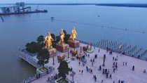 Đến di tích Bạch Đằng Giang, khách không phải chi phí dịch vụ