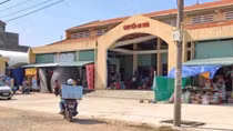 Giải thích thấu lý, đạt tình để tiểu thương đồng thuận với chợ Yến mới xây