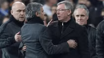 Mourinho đã mời... Ferguson trở lại