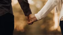 Ngẫm nghĩ lúc chợ chiều…