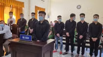 Phạt 40 năm tù 9 thanh niên đâm chết người