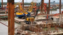 Bảo hiểm bồi thường cho các hộ dân bị ảnh hưởng do xây cống ngăn triều trong dự án “khủng”