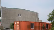 Nở rộ nhà làm từ container