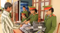30 phạm nhân Trại giam Đồng Sơn được đặc xá