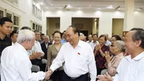 Thủ tướng tiếp xúc cử tri tại Hải Phòng