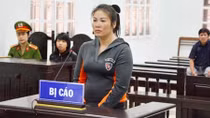 10 năm tù cho kẻ tra tấn nhân viên dã man như thời trung cổ