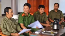 Khi Công an ba cùng với dân, an ninh buôn làng thêm vững
