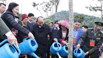 Thủ tướng phát động "Tết trồng cây đời đời nhớ ơn Bác Hồ" ở Yên Bái