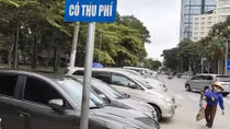 Vẫn khó kiểm soát phí gửi xe