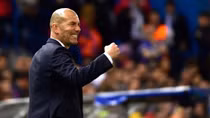 Thuyền trưởng Juventus "hạ mình" trước Real