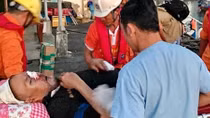 Cứu một thủy thủ người Philippines gặp nạn trên biển