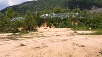 Ruộng “vô sinh” vì mỏ đá